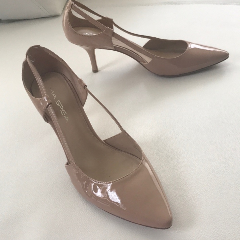Via Spiga Patent Leather Nude Pumps size 8
